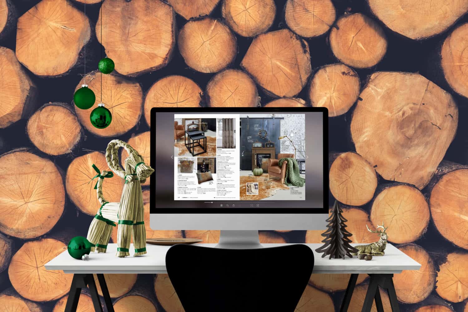 Weihnachtskatalog ePaper auf Desktop mit festlich geschmücktem Schreibtisch